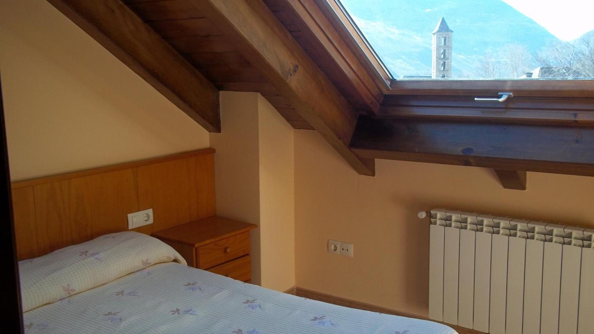 Hostal Pernalle เอริลญาแวล ภายนอก รูปภาพ