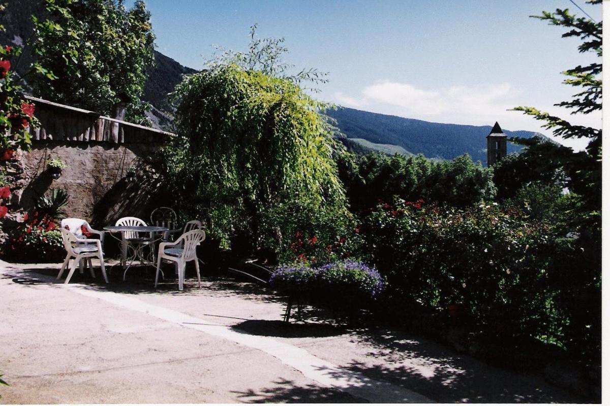 Hostal Pernalle เอริลญาแวล ภายนอก รูปภาพ