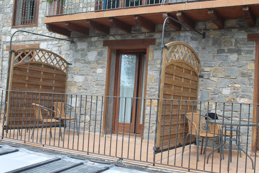 Hostal Pernalle เอริลญาแวล ภายนอก รูปภาพ