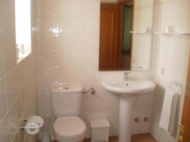 Hostal Pernalle เอริลญาแวล ภายนอก รูปภาพ
